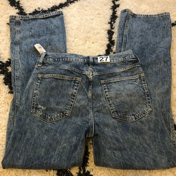 Gap vintage flare high rise jeans. - Picture 5 of 5